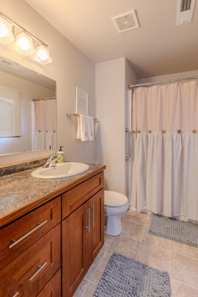 1770 E Calgary Ave #6 - Photo 7 of 14