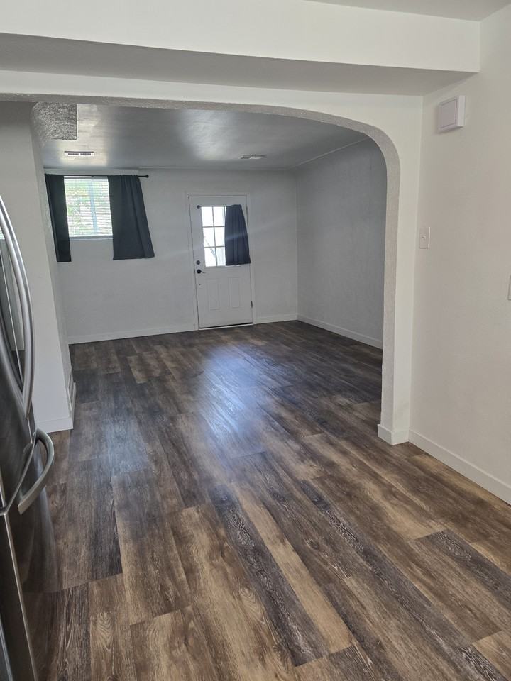 616 18th St #622 - Photo 3 of 7