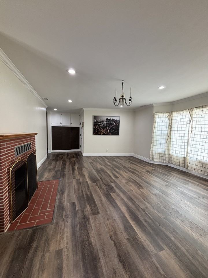 3297 N Pershing Ave #NA - Photo 3 of 15