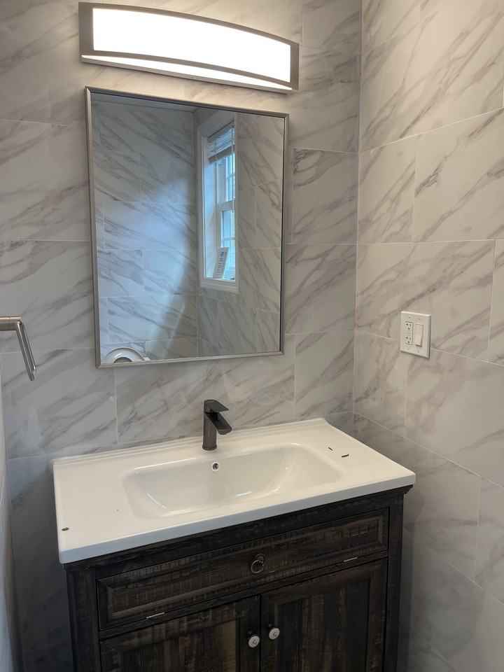 10 Monticello St #1 - Photo 4 of 5