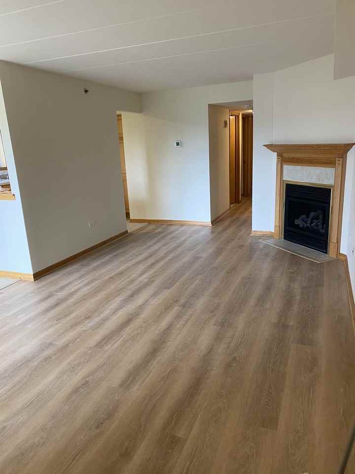 4401 Pershing Ave #2N - Photo 4 of 15