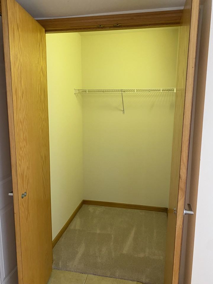 4401 Pershing Ave #2N - Photo 5 of 15
