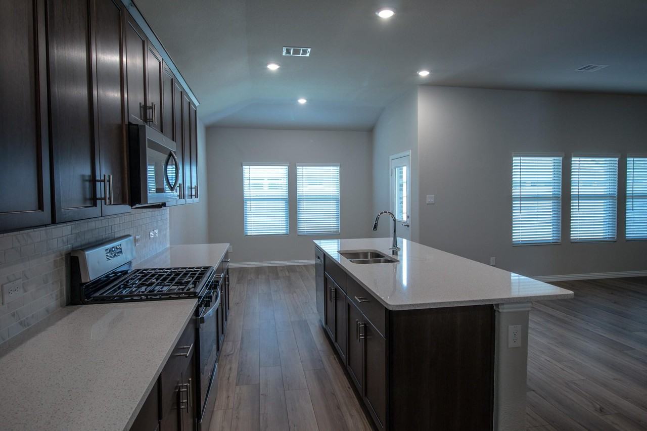 1103 Sweetleaf St #NA - Photo 7 of 26
