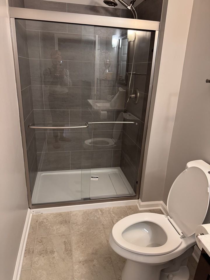 420 Lonsdale Ct - Photo 3 of 9