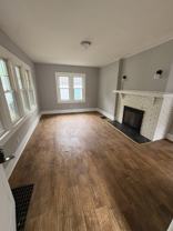 825 W Division St #NA - Photo 1 of 1
