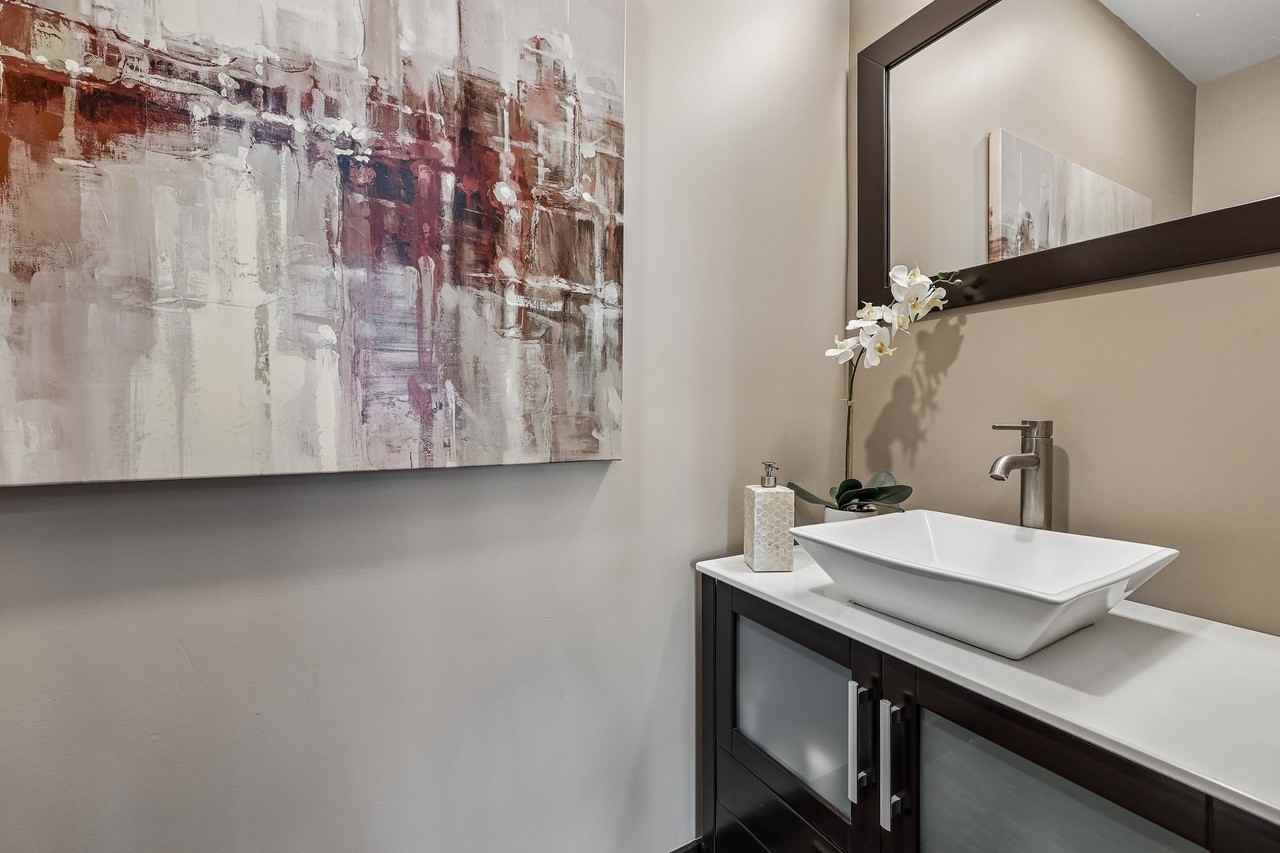 63 Union Blvd #1 - Photo 2 of 17