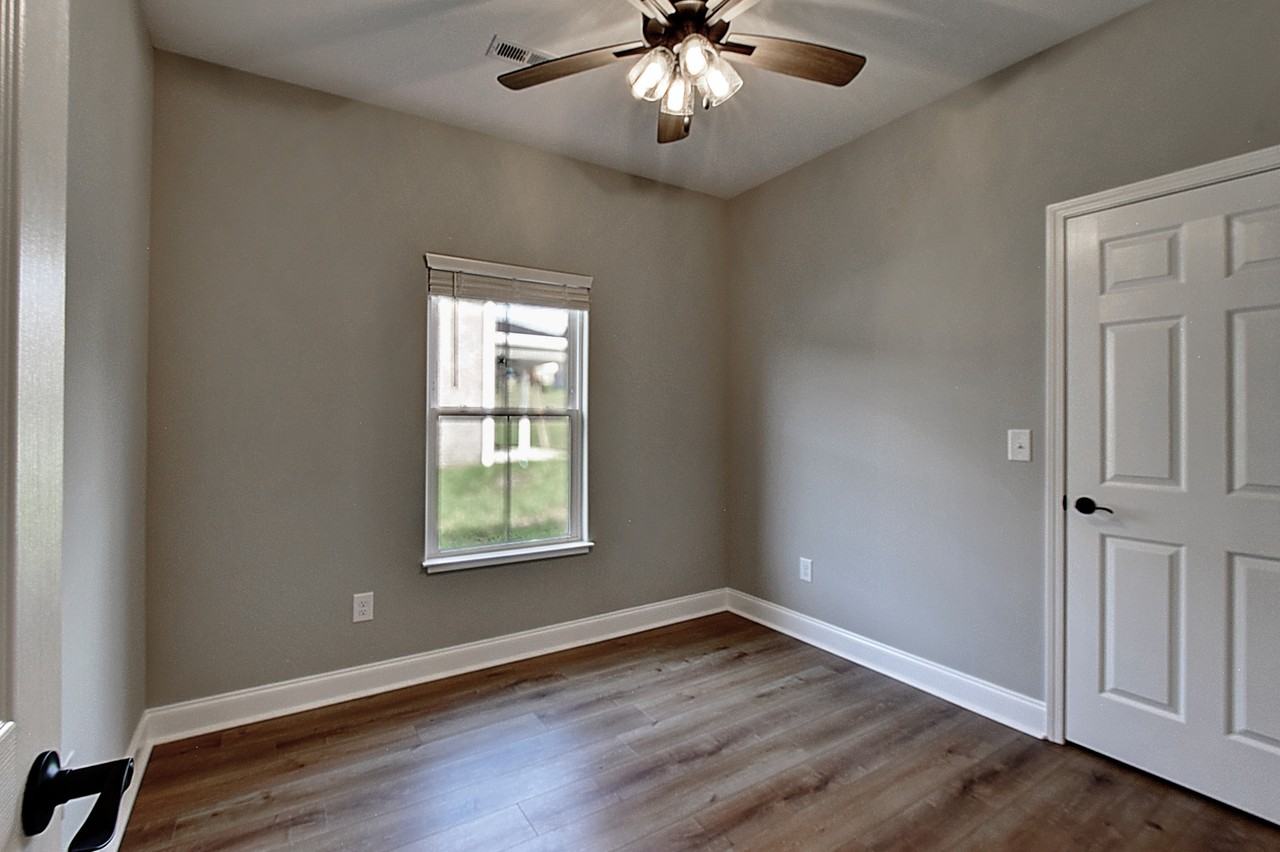 516 Catalina Ct #NA - Photo 3 of 28