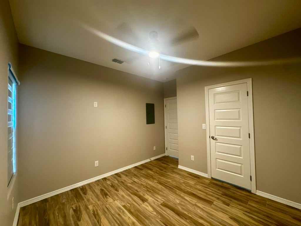 2314 N 37th Ln #3 - Photo 3 of 11