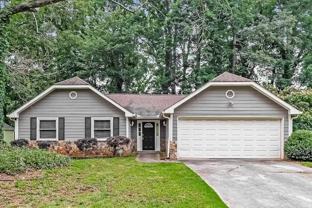 1576 Canberra Dr #NA - Photo 1 of 1