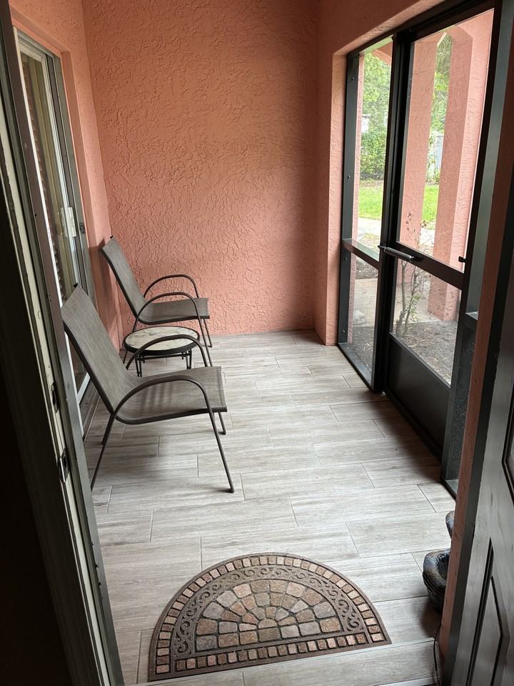 150 Sw Peacock Blvd Apt 104 #NA - Photo 2 of 17
