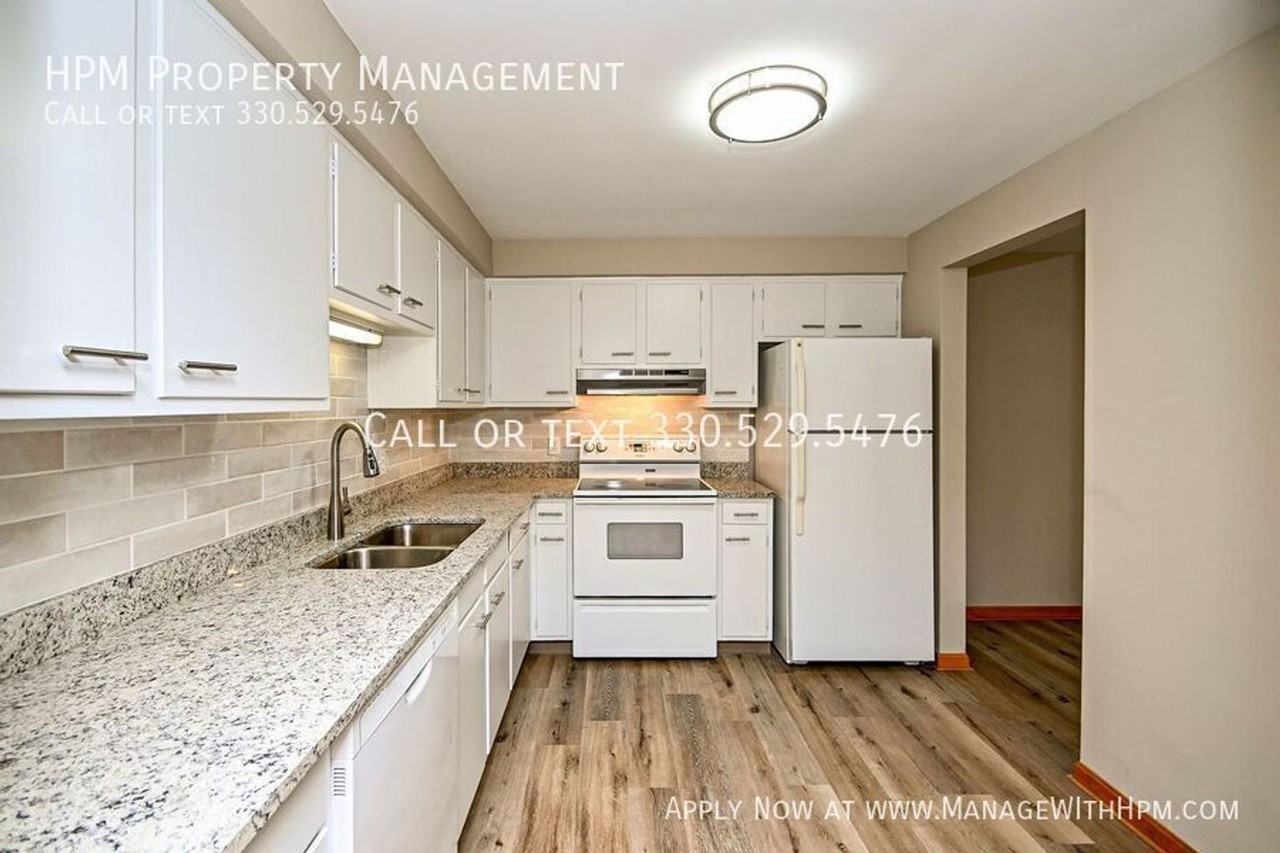 7145 Starcliff Ave Nw #2 - Photo 5 of 18