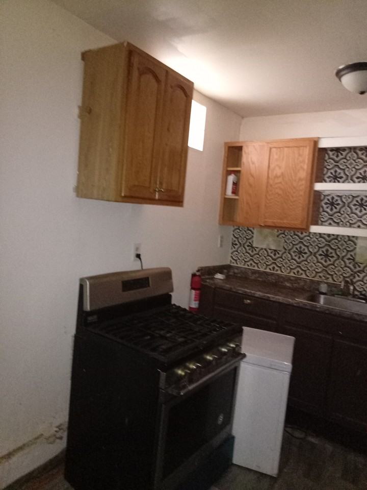 1444 2nd St #1 - Photo 6 of 7