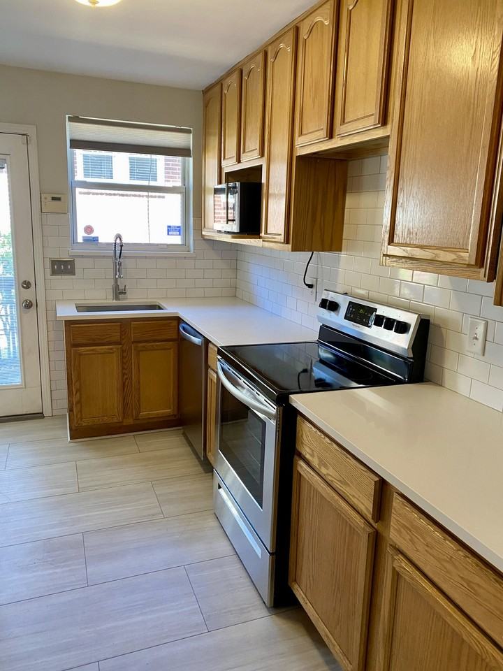 3722 Saint Johns Ave #NA - Photo 7 of 15