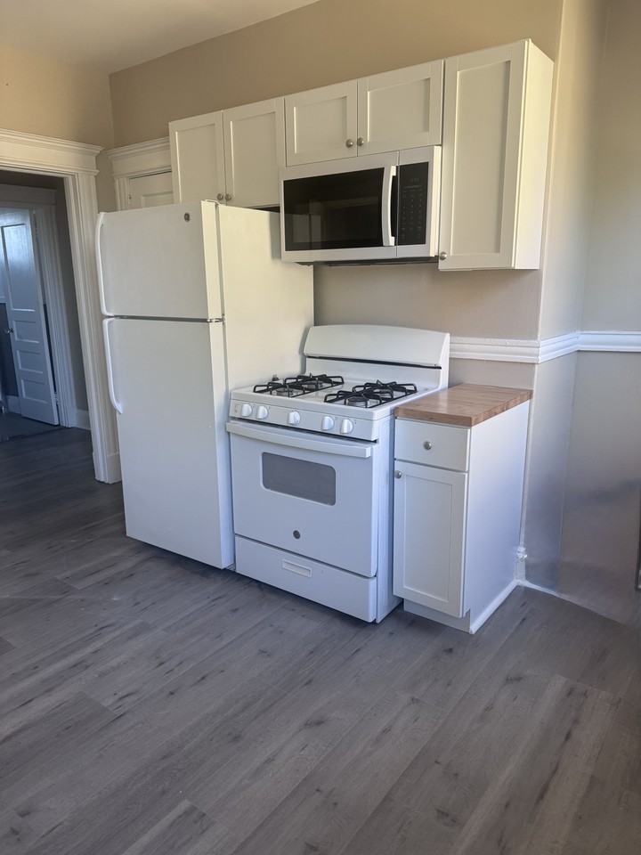 71 Campfield Ave #2 - Photo 2 of 10