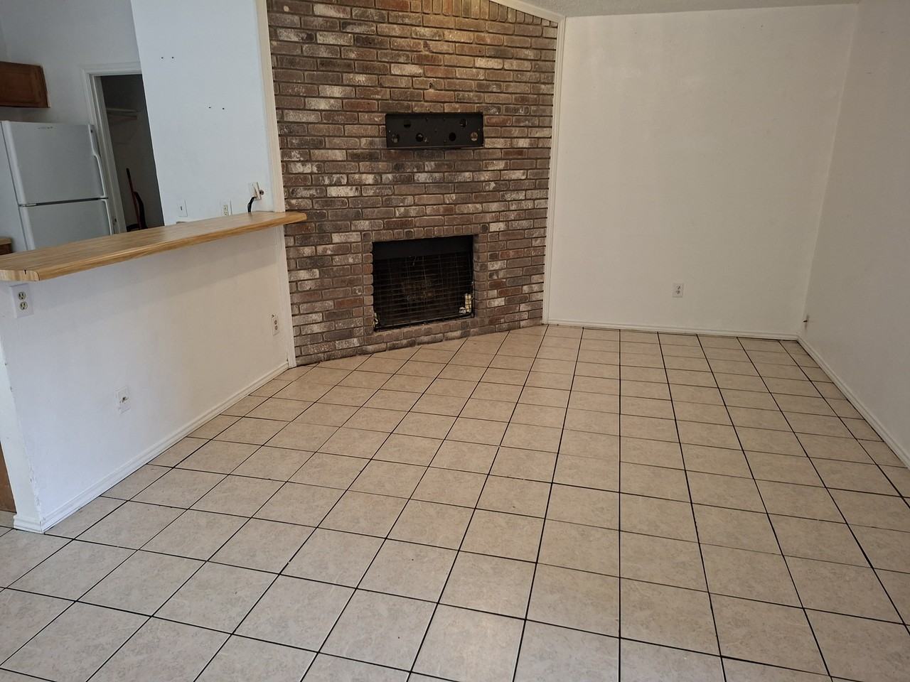 6838 S Creek Dr #NA - Photo 5 of 10