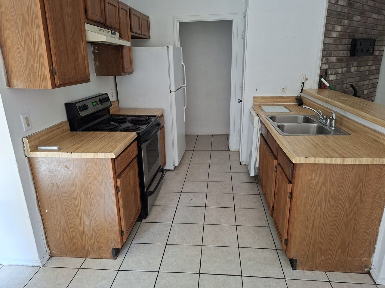 6838 S Creek Dr #NA - Photo 6 of 10