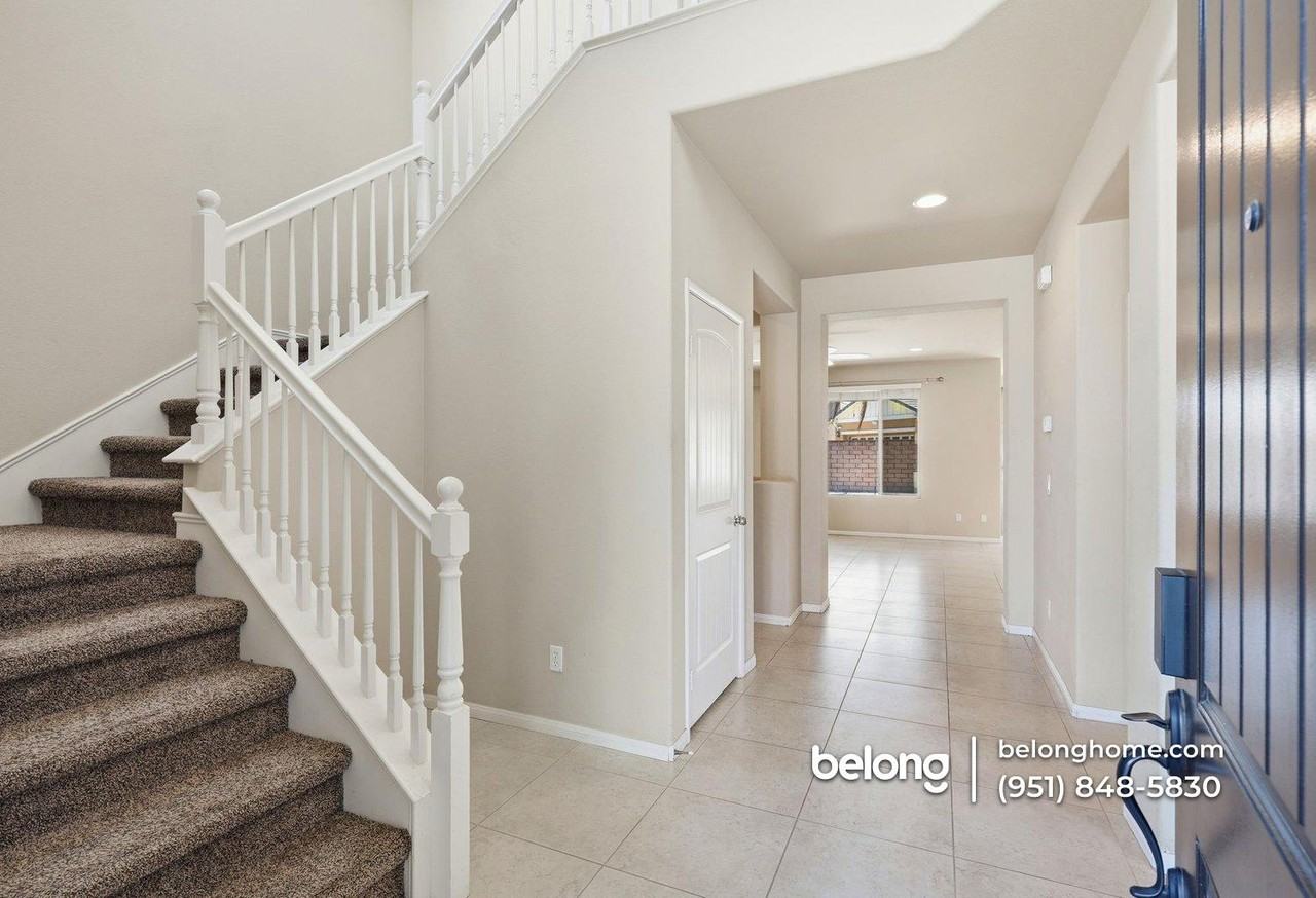 5942 Berryhill Dr - Photo 6 of 29