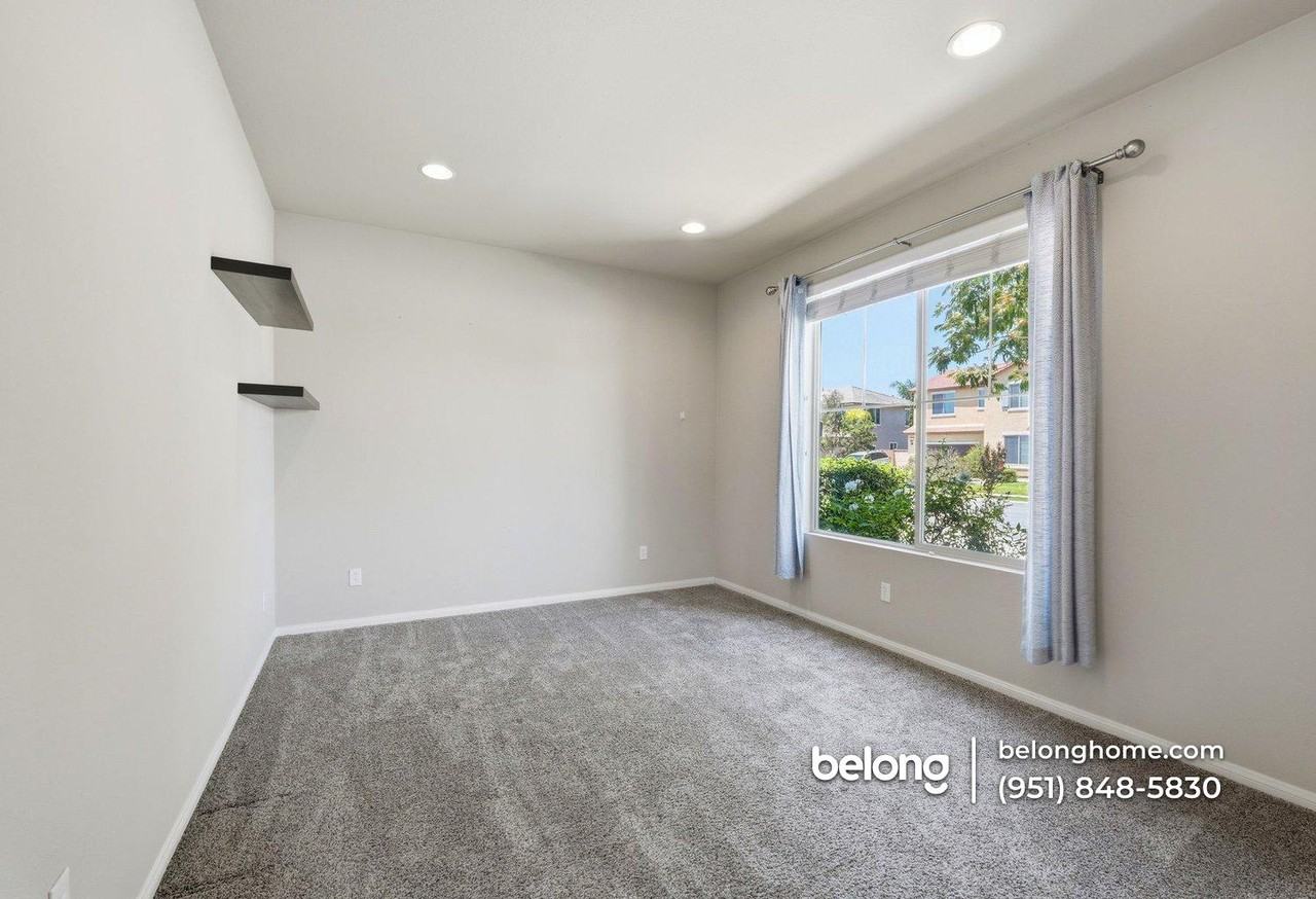 5942 Berryhill Dr - Photo 7 of 29