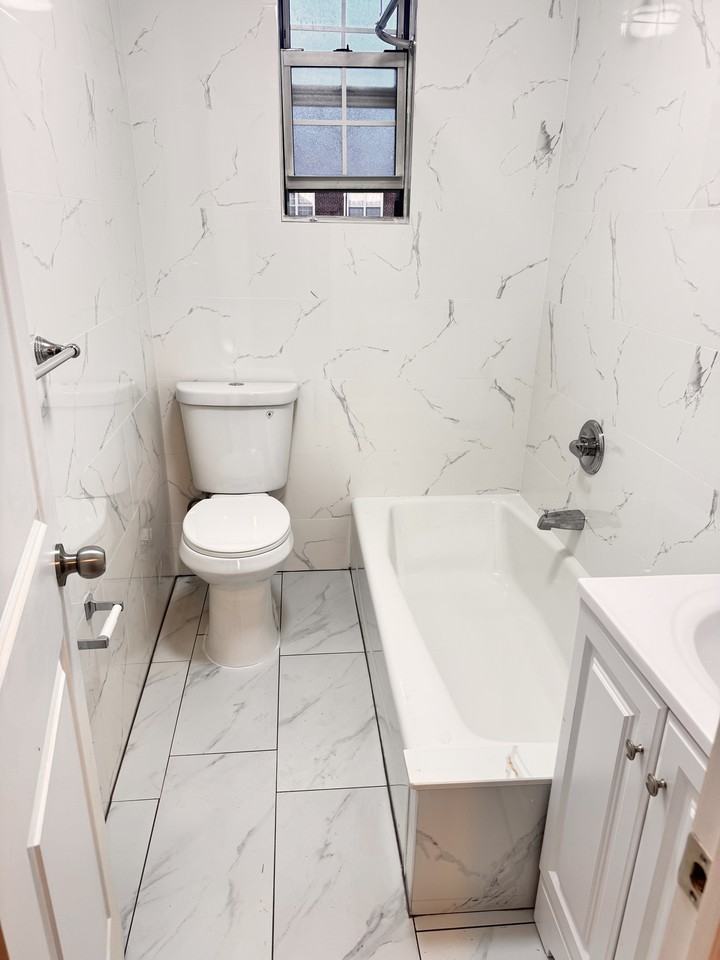 135-26 78th Avenue #2FL - Photo 3 of 11