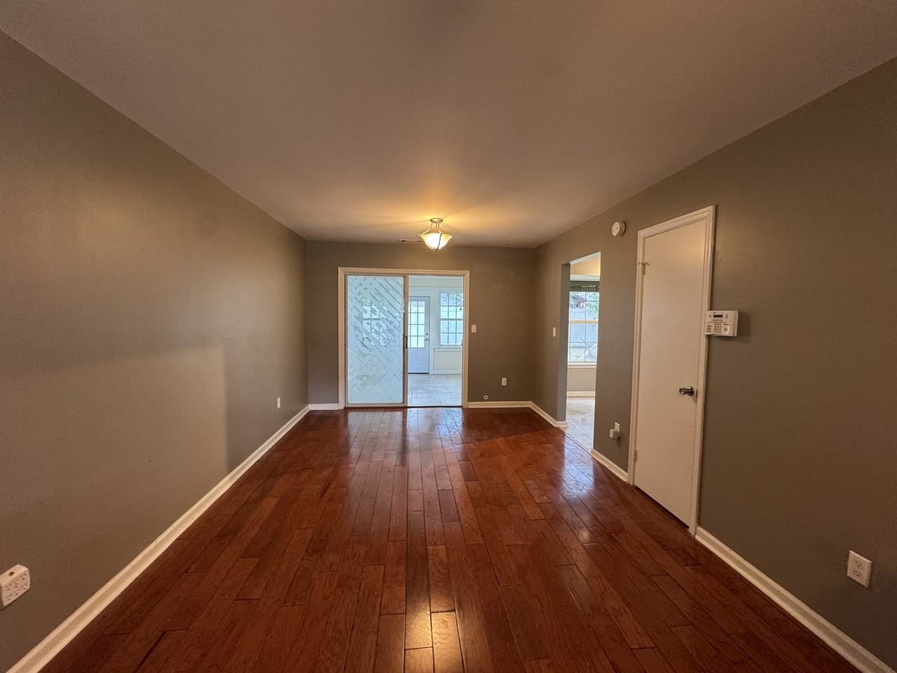 7327 Albert St #NA - Photo 6 of 50