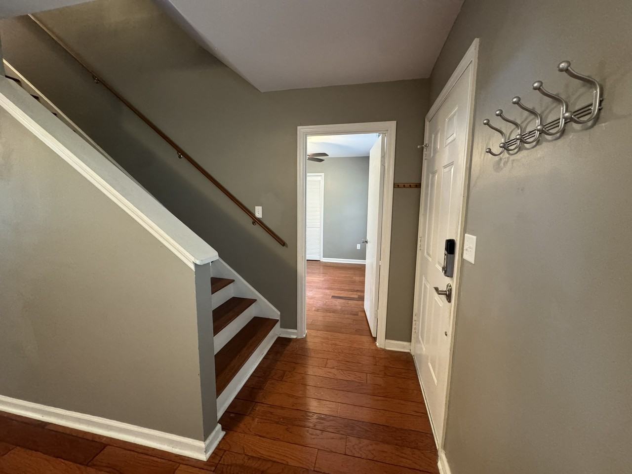 7327 Albert St #NA - Photo 7 of 50