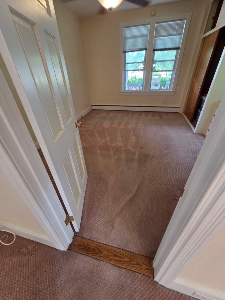 136 Jenkins Ave #A
