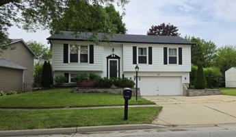 featured image of 112 S Deerpath Dr #NA