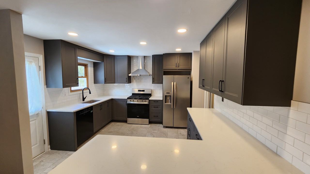 112 S Deerpath Dr #NA - Photo 5 of 16