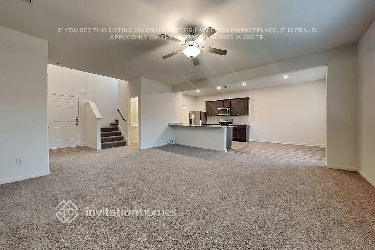 3032 Chico Dr - Photo 5 of 23