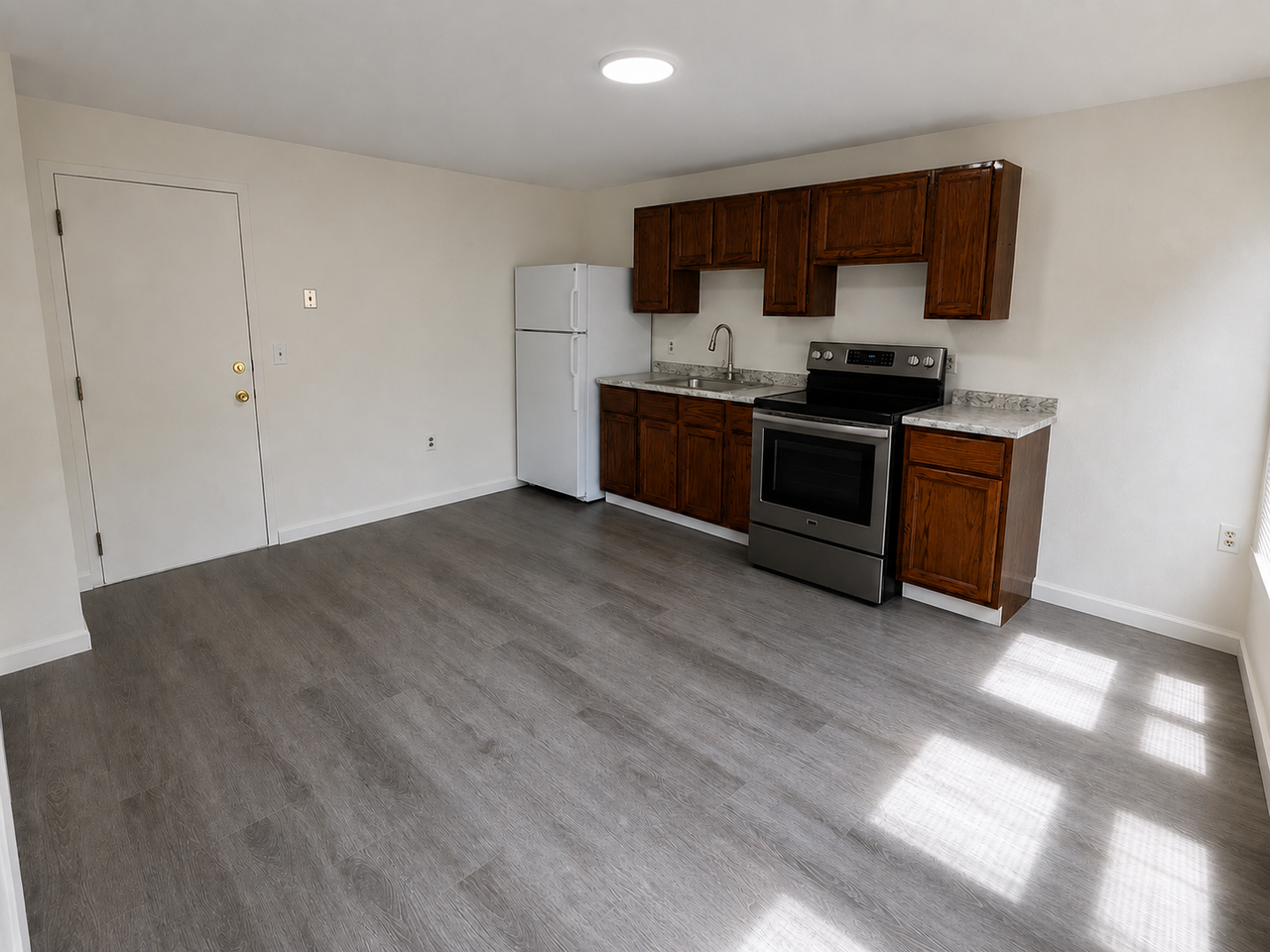 41 Rappallo Ave #2B - Photo 2 of 12