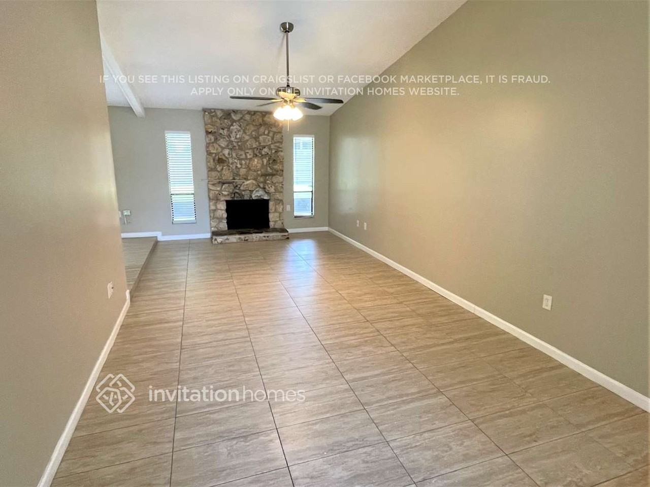 123 Lyndhurst Dr - Photo 2 of 14
