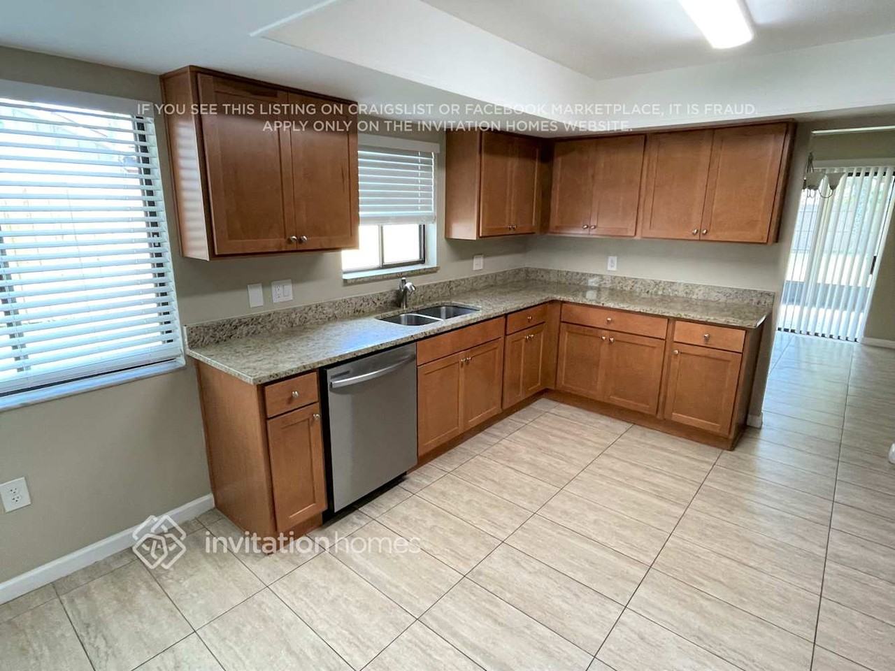 123 Lyndhurst Dr - Photo 5 of 14