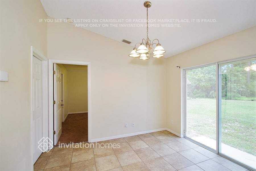 3009 Tropical Cir Se - Photo 6 of 15