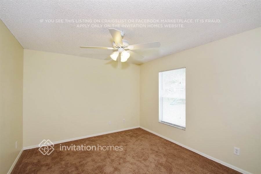 3009 Tropical Cir Se - Photo 7 of 15
