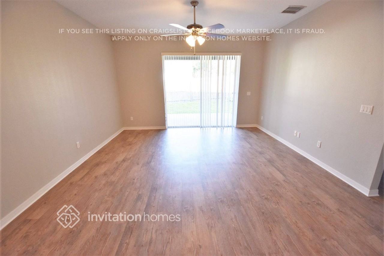 8345 Baywood Vista Dr - Photo 3 of 13