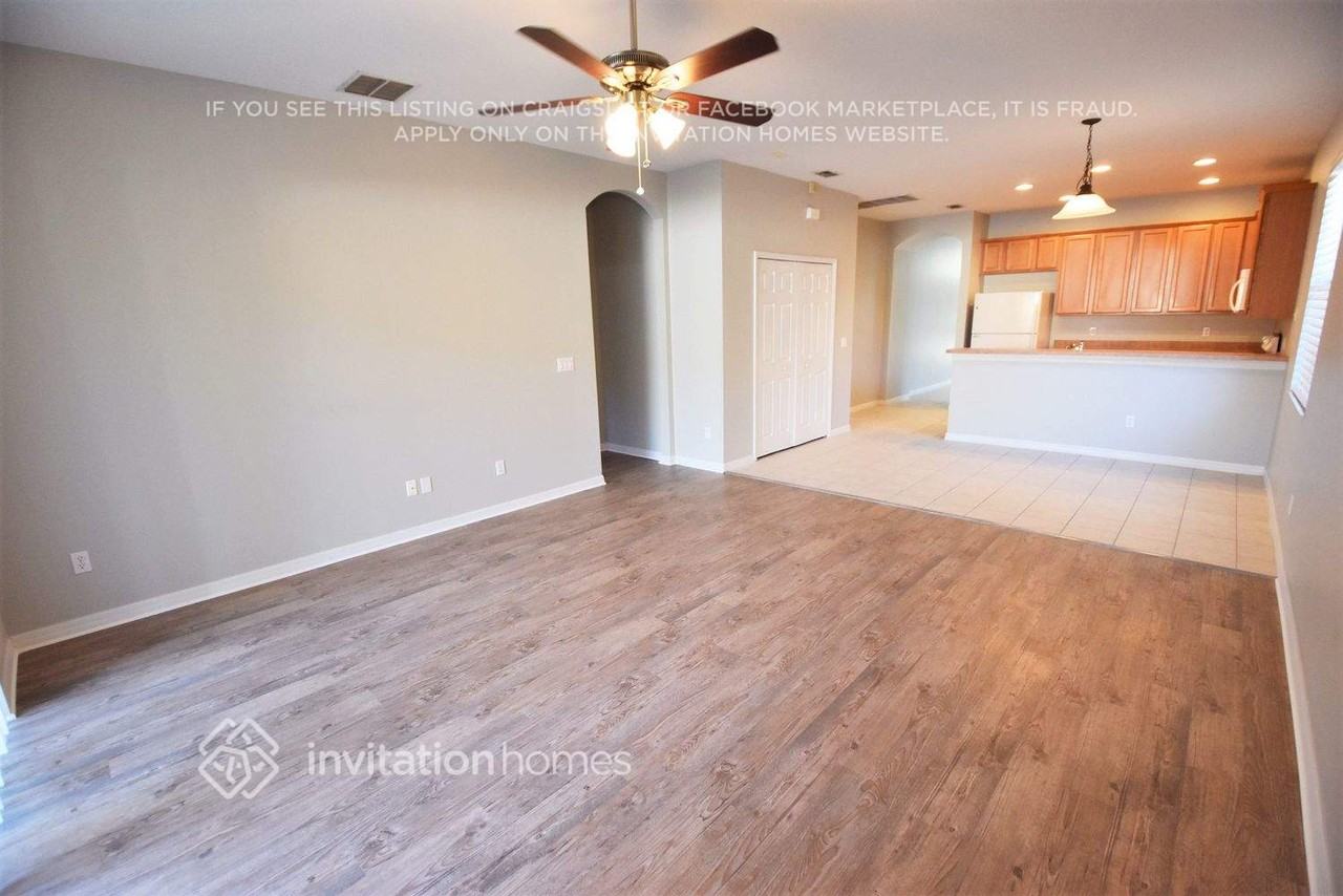 8345 Baywood Vista Dr - Photo 4 of 13