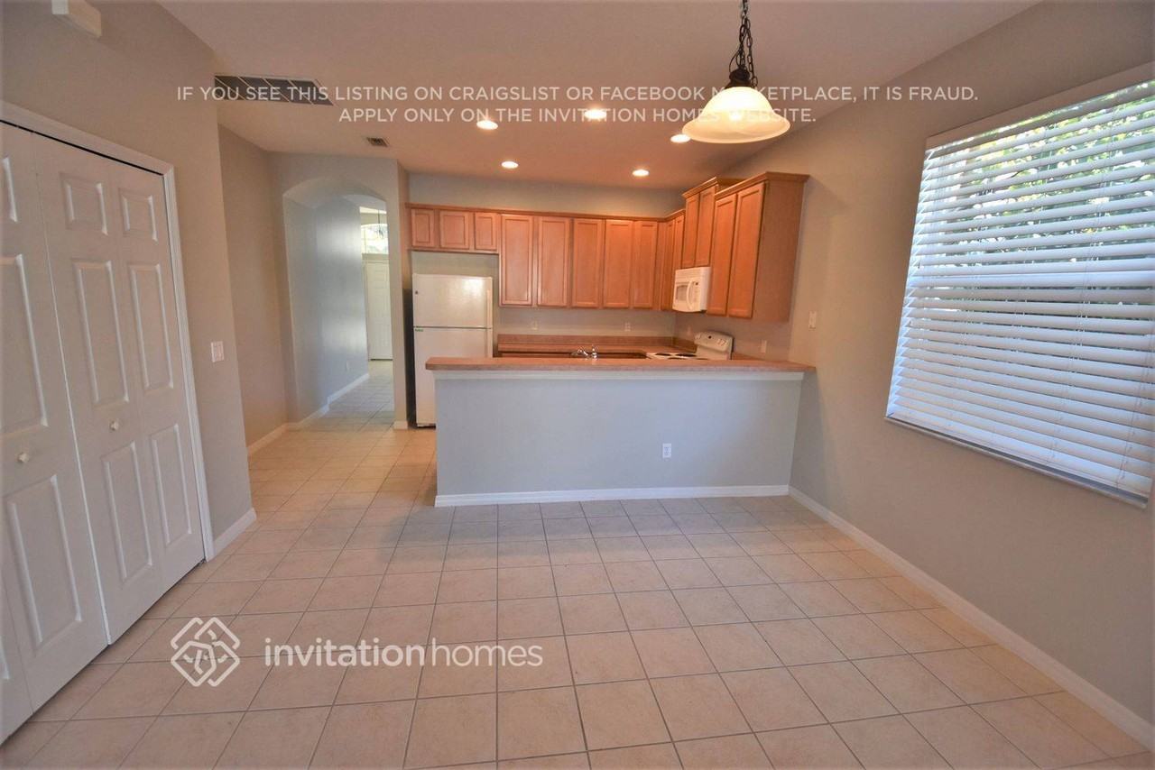 8345 Baywood Vista Dr - Photo 5 of 13