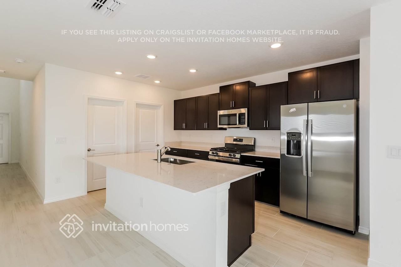 13307 Sunset Sapphire Ct - Photo 5 of 18