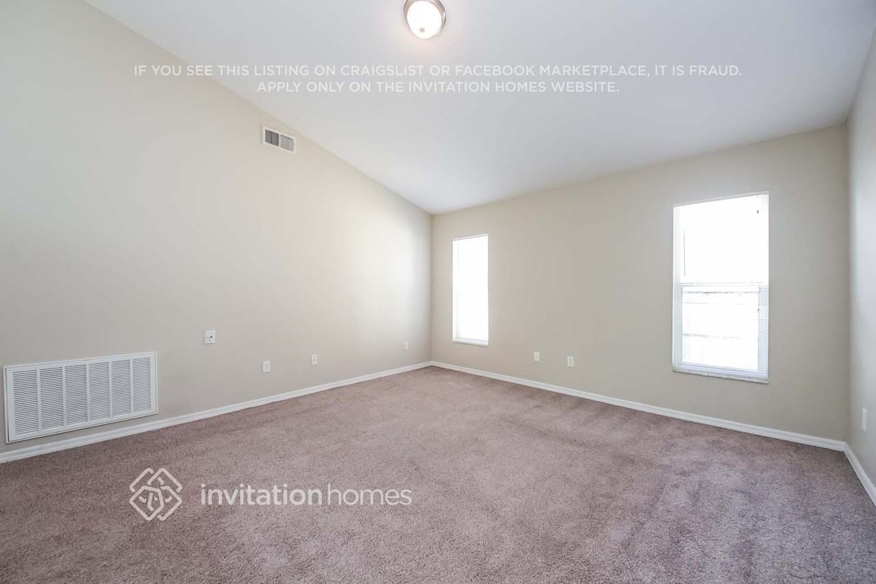 1131 Windy Bluff Dr - Photo 5 of 14