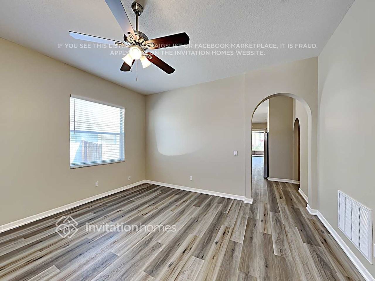 3839 Regents Way - Photo 3 of 21