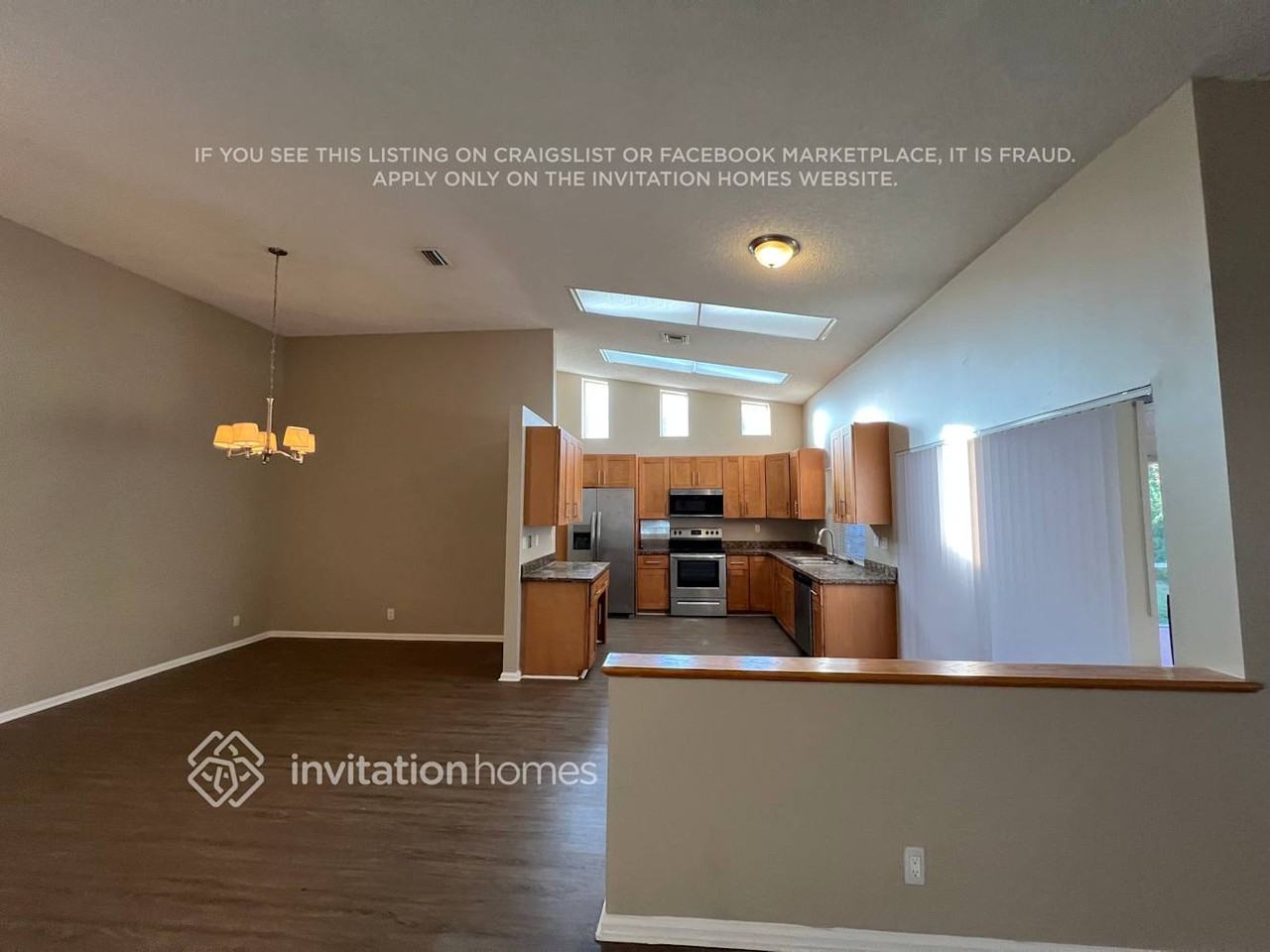 10347 Nw 50th Ct - Photo 4 of 15