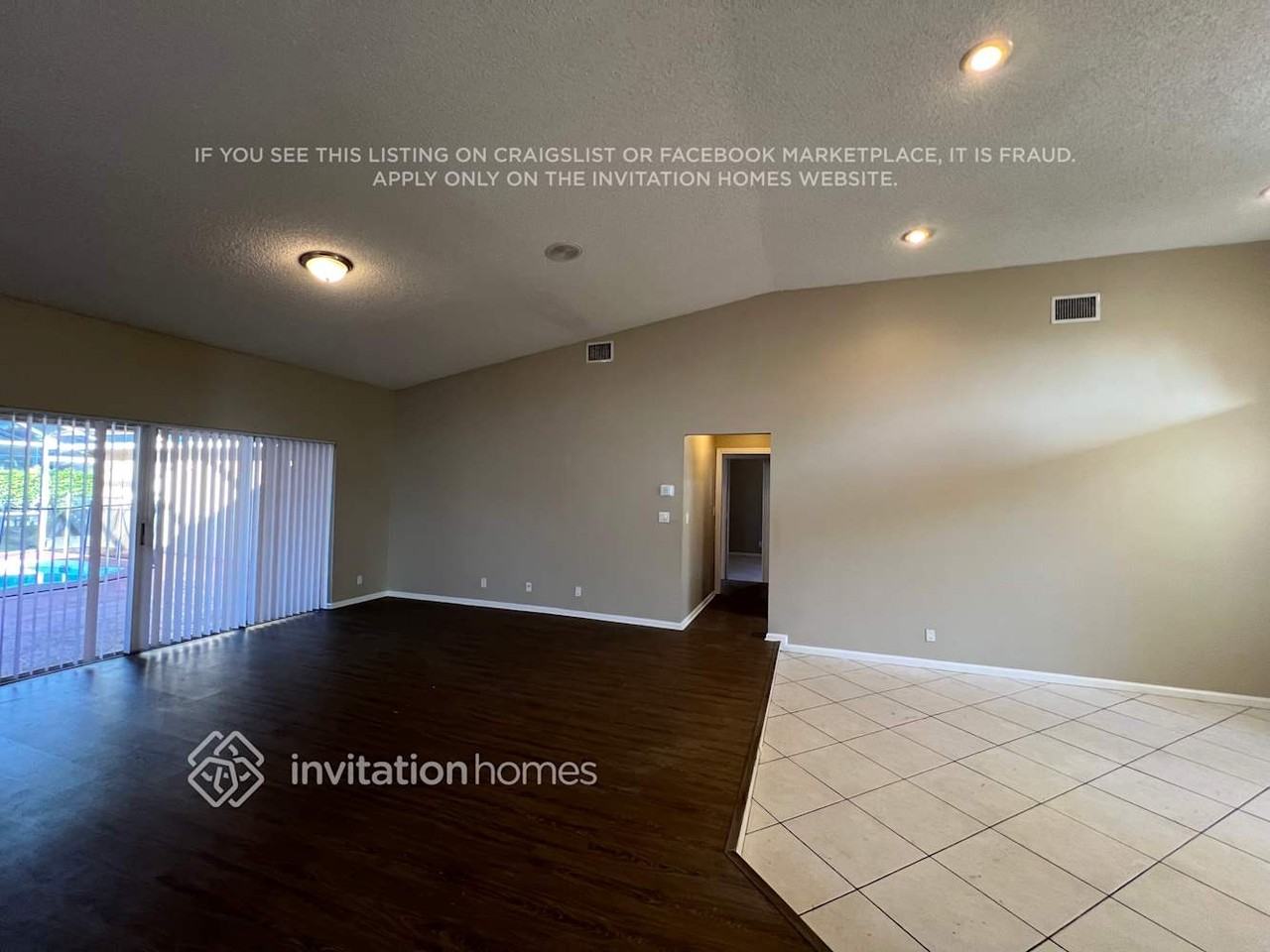 10347 Nw 50th Ct - Photo 5 of 15