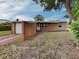 featured image of 3421 Charleston Blvd