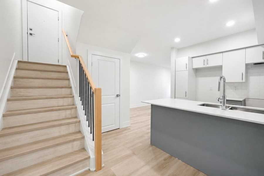 155 Glynn Ave - Photo 4 of 13