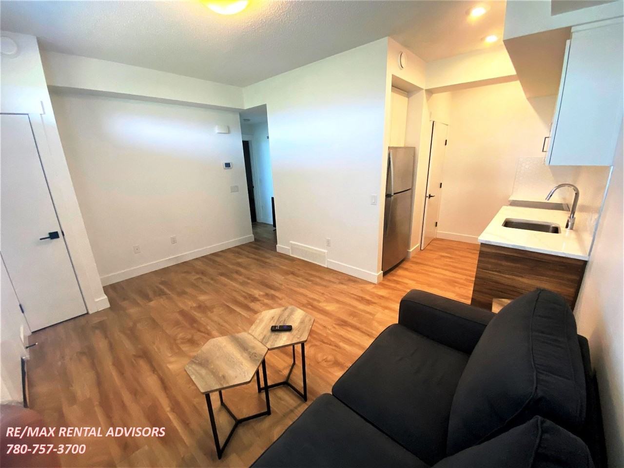 446 Allard Blvd Sw - Photo 4 of 15