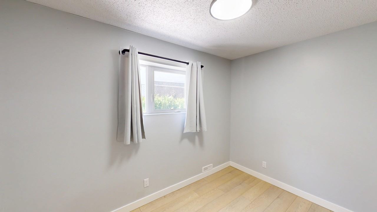 412 2-412 Sabrina Road Southwest - Photo 5 of 14