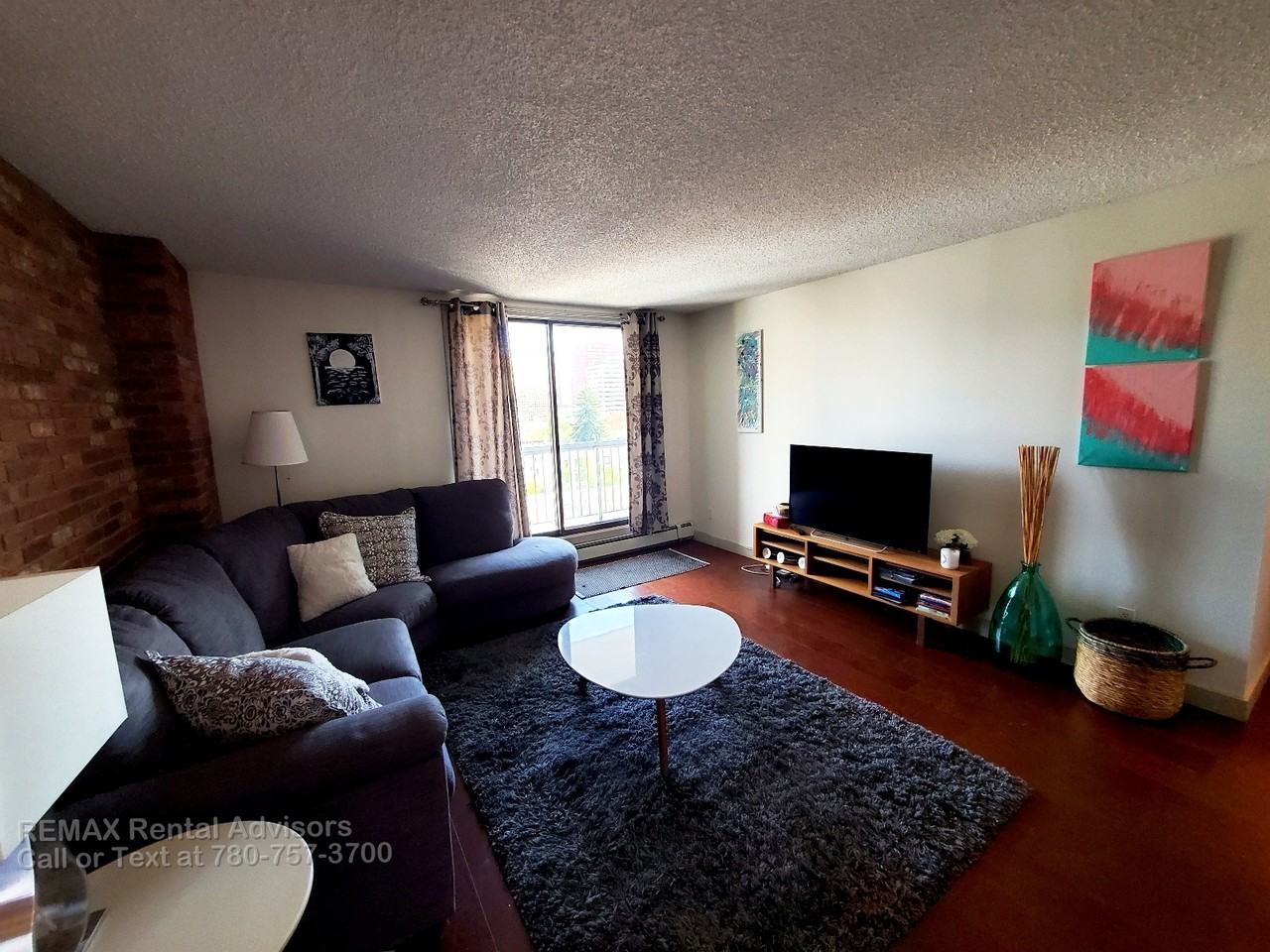 10145 109 St Nw - Photo 4 of 15