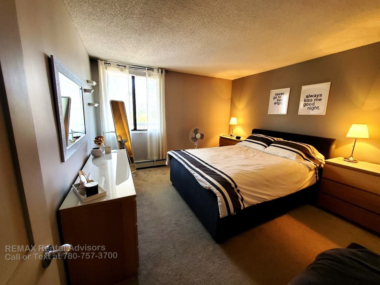 10145 109 St Nw - Photo 6 of 15