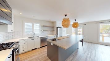 featured image of 7704 46 Ave Nw