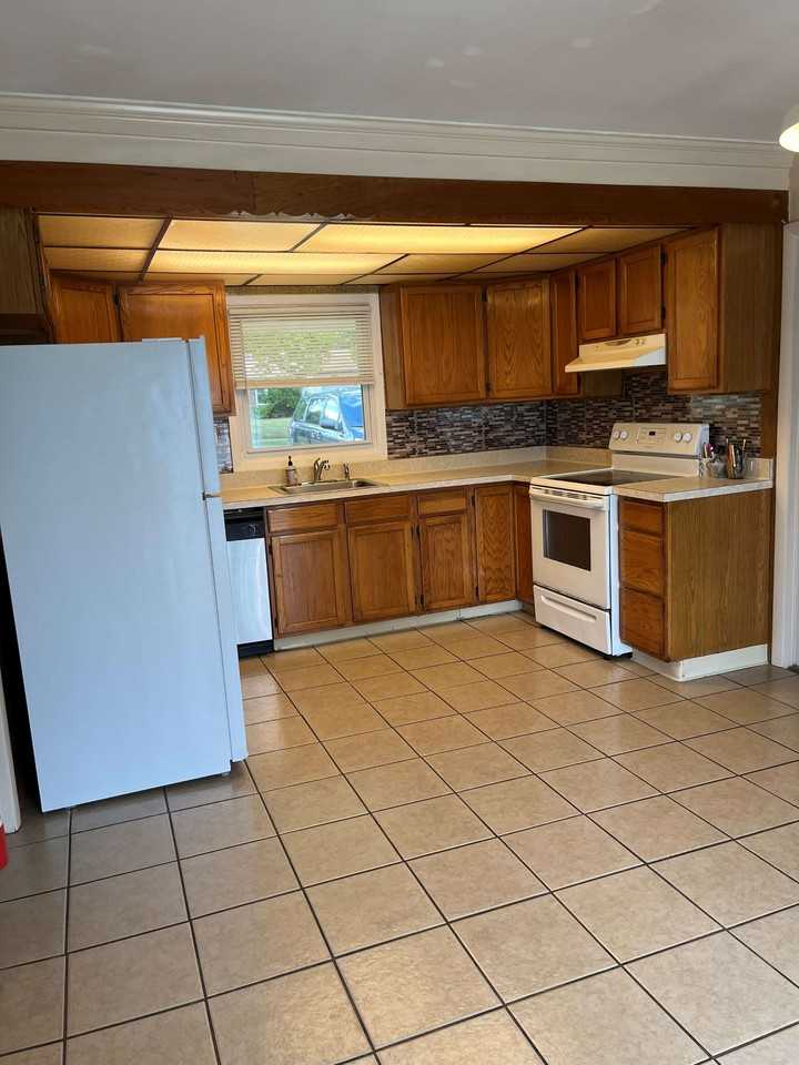 30 Hinsdale Ln #NA - Photo 5 of 29